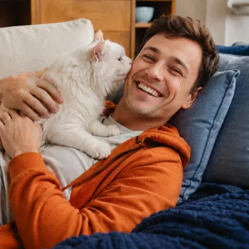 Sick Cat Body Language: Signs of Pain or Illness